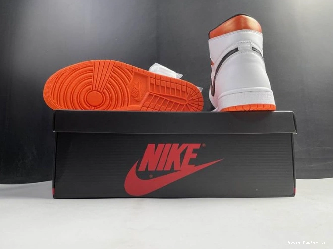Retro Jordan Air Electro 555088-180 High Orange 1 0603